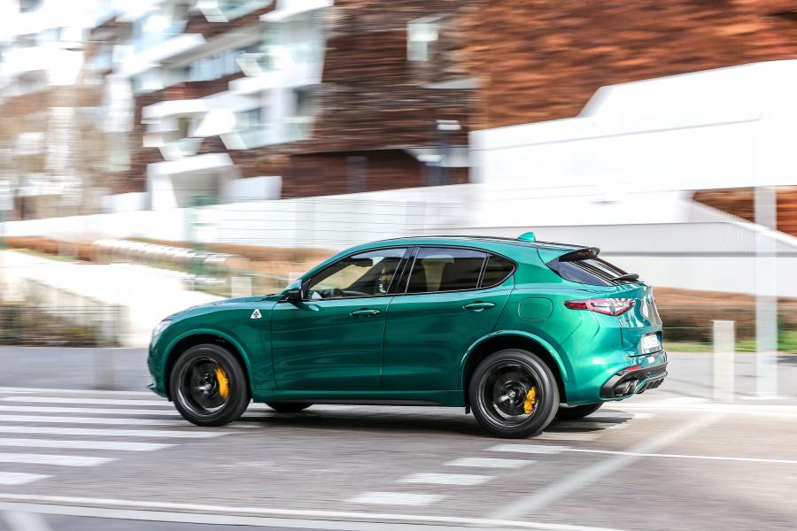  Alfa Romeo Stelvio Quadrifoglio (949) 2020 года  (WW) (фото 8 из 55)